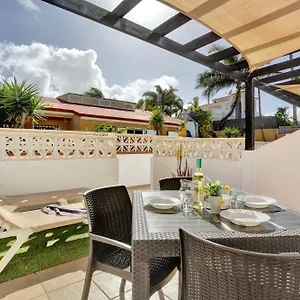 https://casa-lena-corralejo.in-canary-islands.com